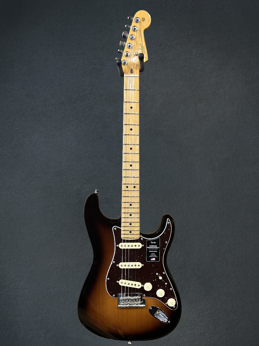 American Professional II Stratocaster – 3 Color Sunburst w/Maple