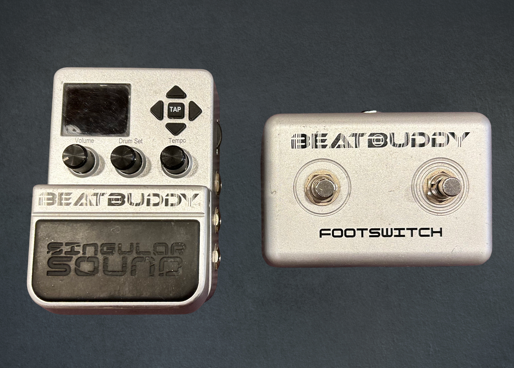 drum beat pedal Buddy Machine with Footswitch, Recent – Dave's Guitar Shop Geschmack:Schokolade Volan gaming HORI Apex bmw e46 pedalkappen It’s used by School