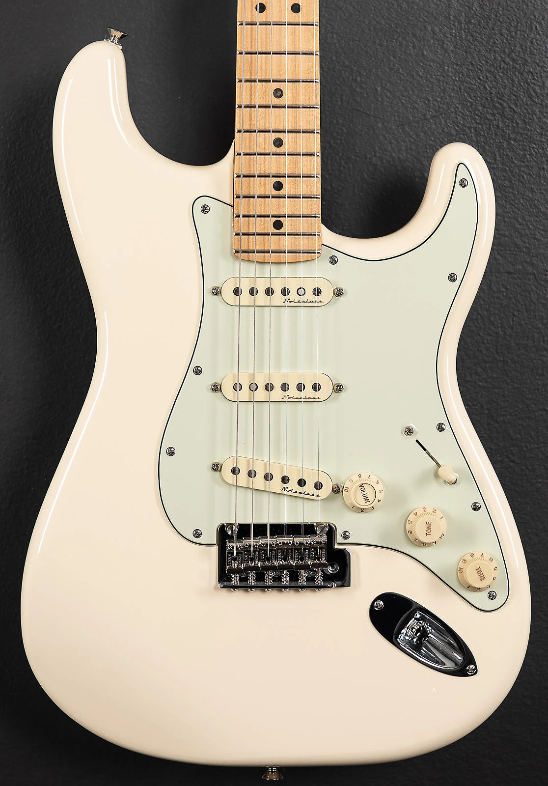 Deluxe Roadhouse Strat - Olympic White