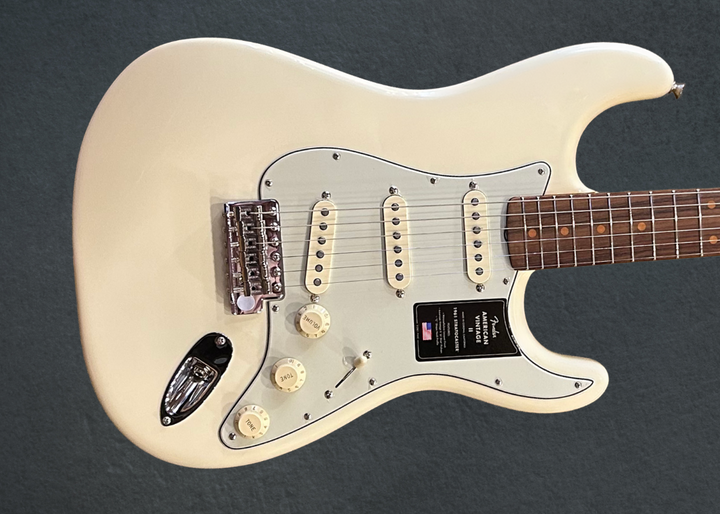 American Vintage II 1961 Stratocaster - Olympic White