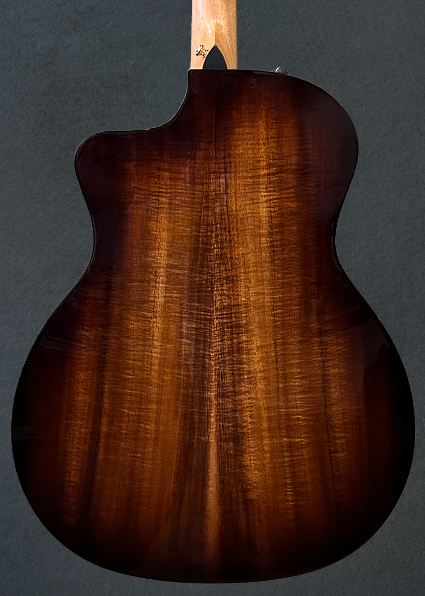 Used 224CE-K DLX &
