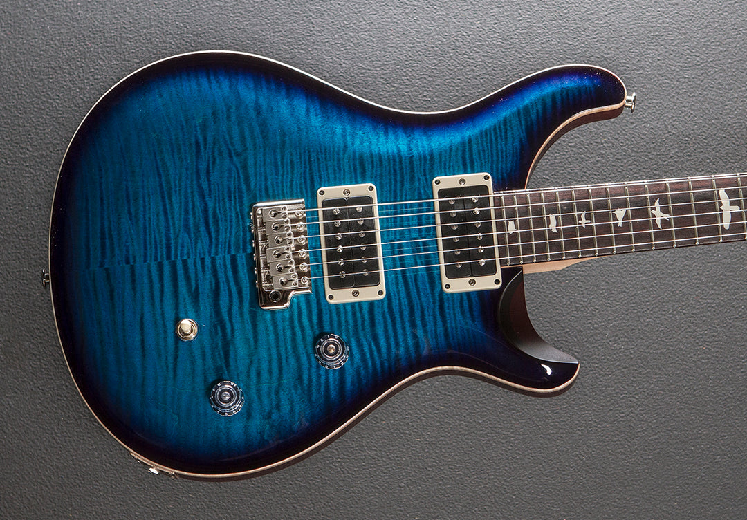 CE-24 - Whale Blue Smokeburst – Dave