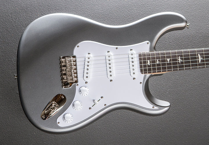 John Mayer Silver Sky - Tungsten w/Rosewood (2023 Model)