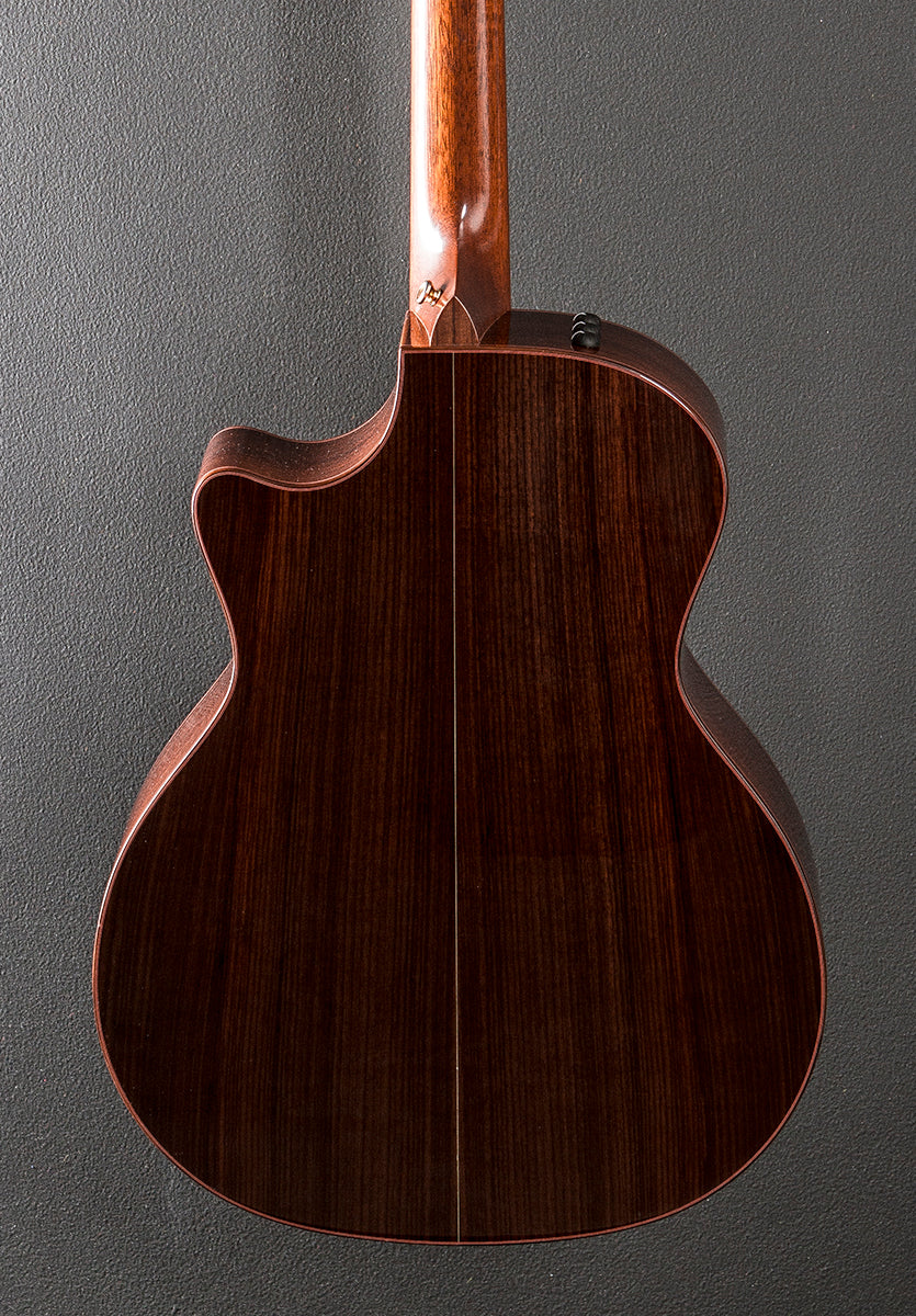 Used 914CE &