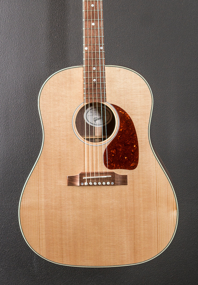 J-45 Studio Walnut - Antique Natural