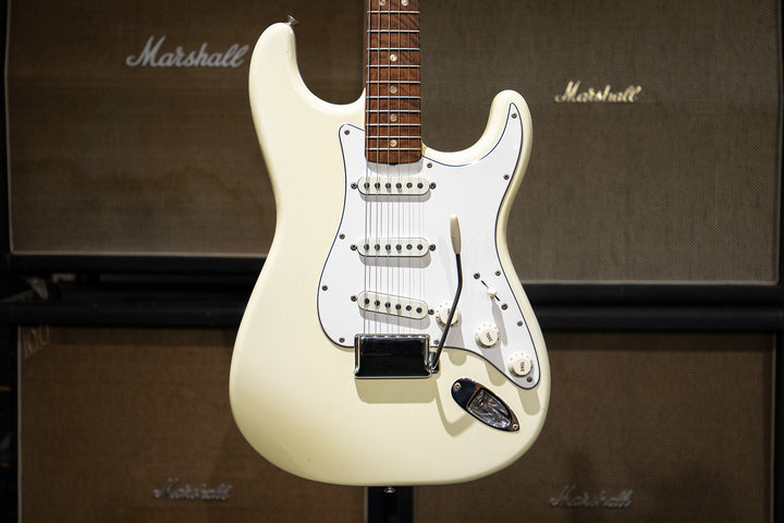 1965 Fender Stratocaster - Olympic White