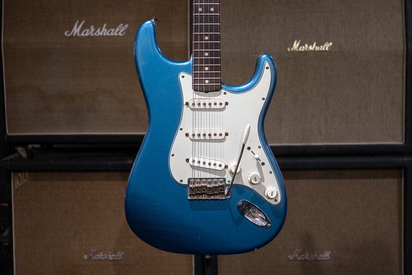 1964 Fender Stratocaster - Lake Placid Blue