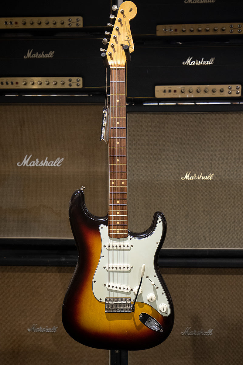 1961 Fender Stratocaster - Sunburst