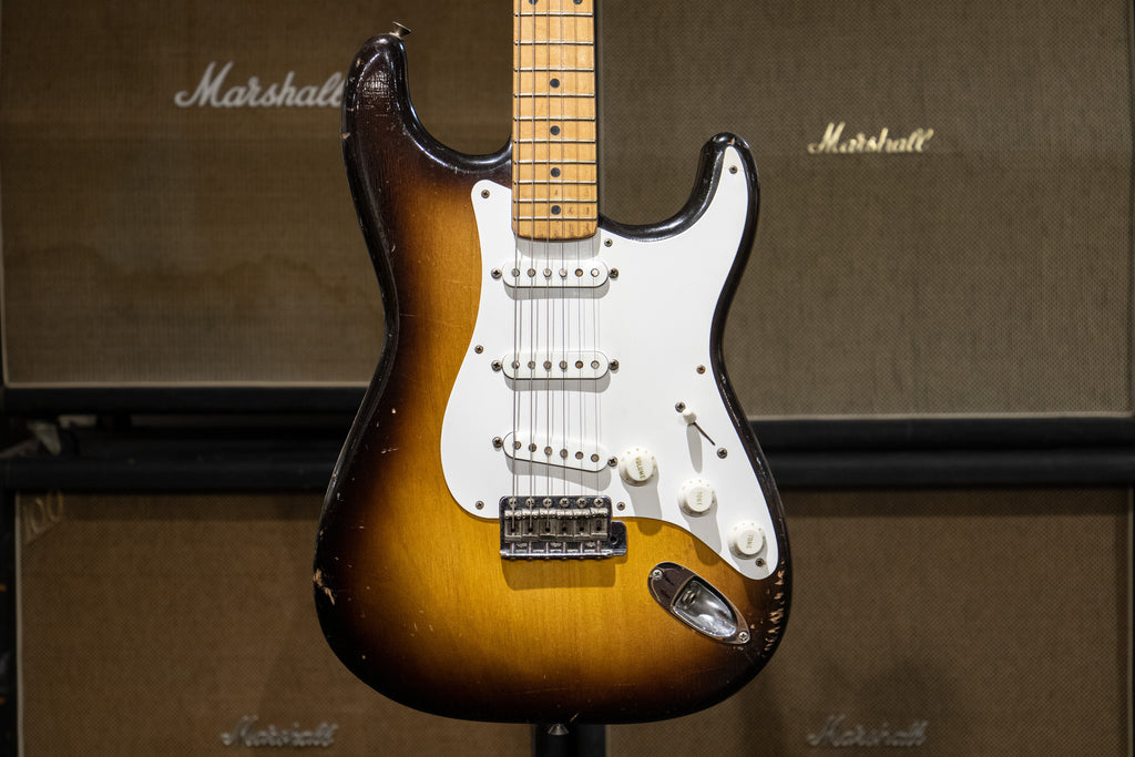 ギター Fender Stratcaster 57 vintage Series 1988 Fender American Vintage Series '57 Stratocaster Electric