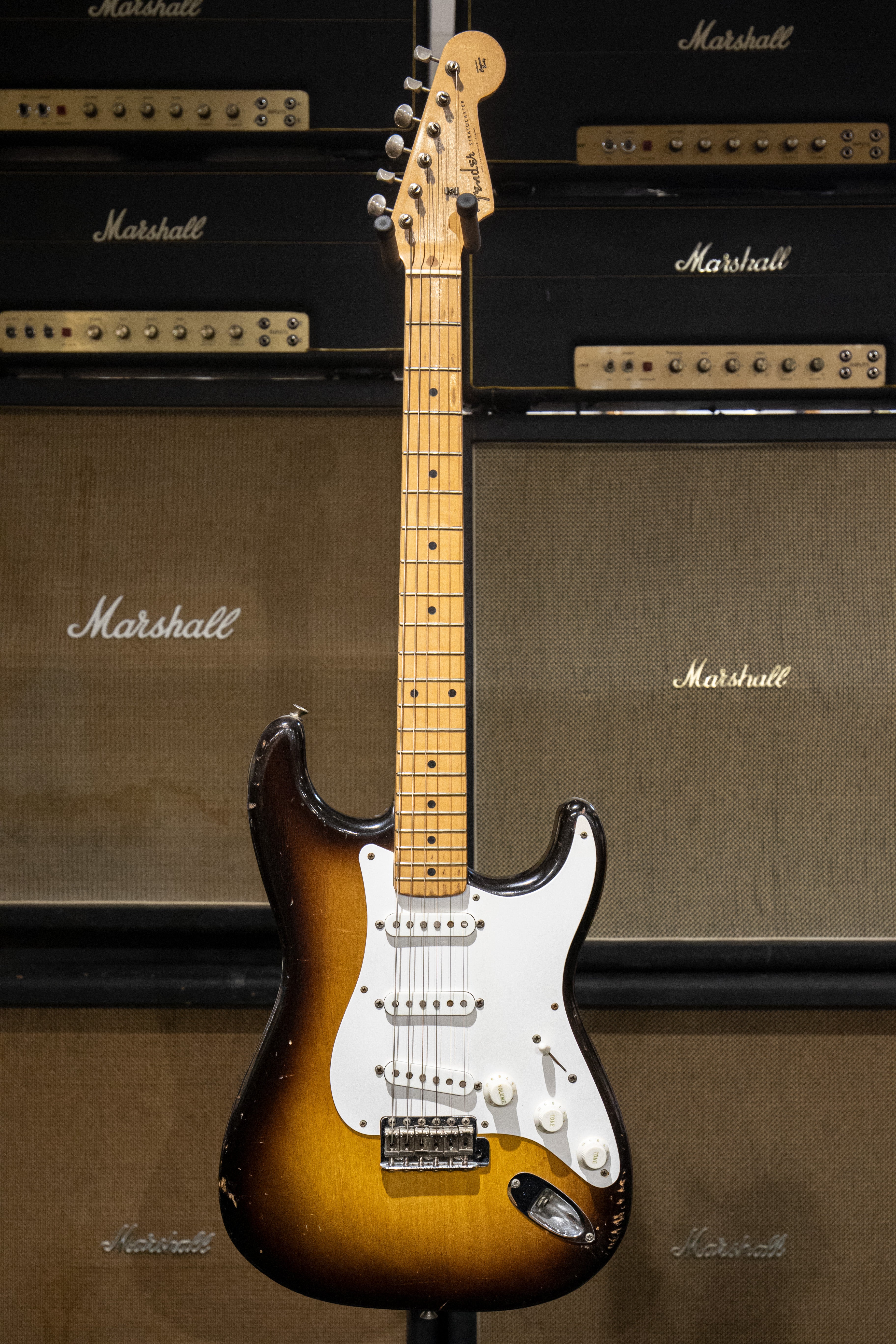 1957 Fender Stratocaster - Sunburst – Dave's Guitar Shop