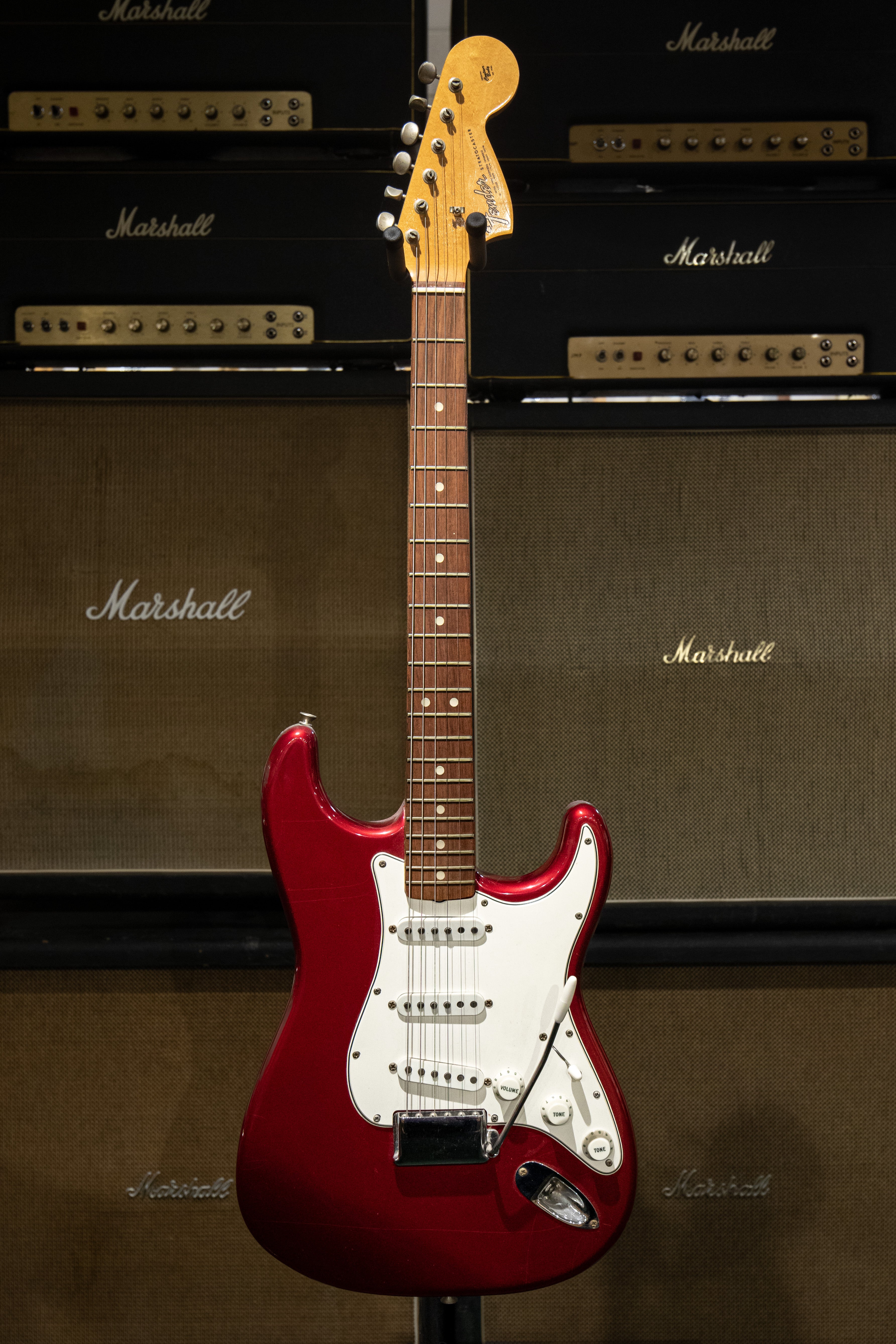 1966 Fender Stratocaster - Candy Apple Red – Dave's Guitar Shop