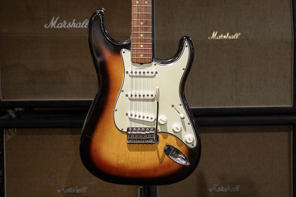 1964 Fender Stratocaster - Sunburst – Dave's Guitar Shop