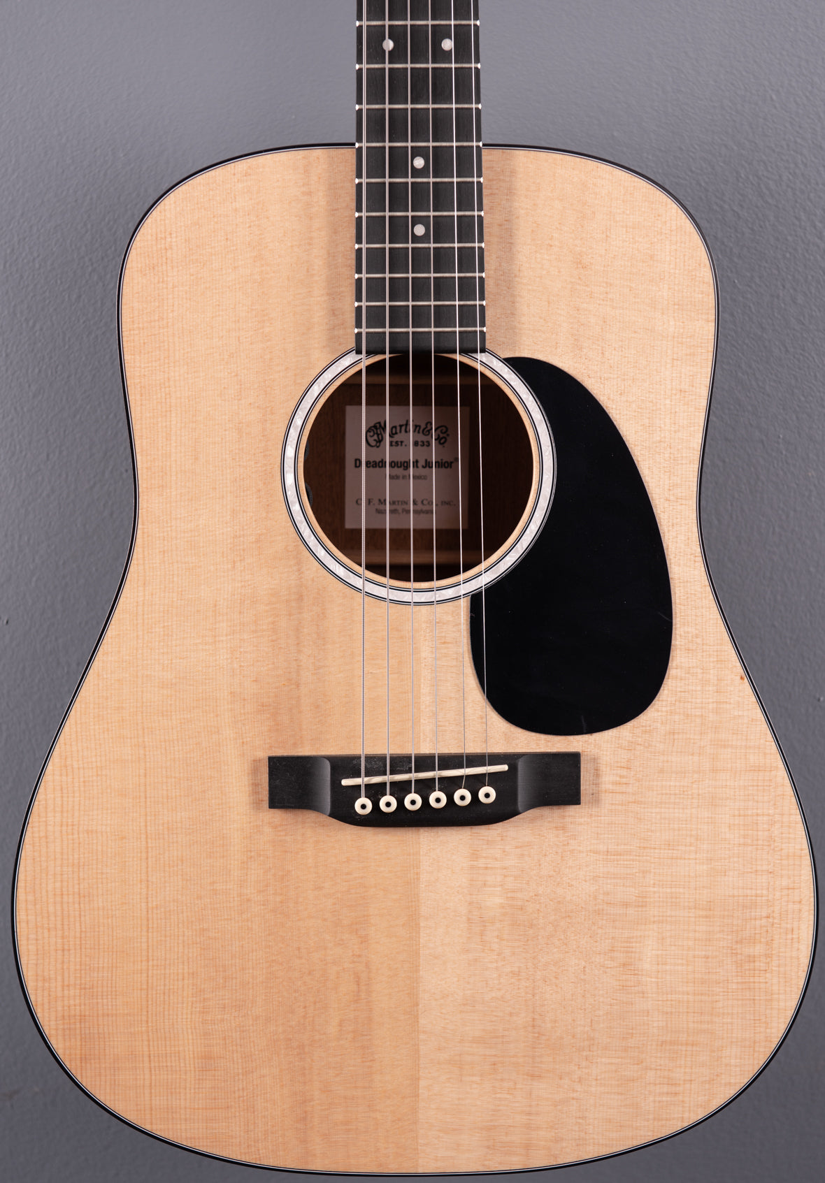 DJr-10E – Sitka Spruce