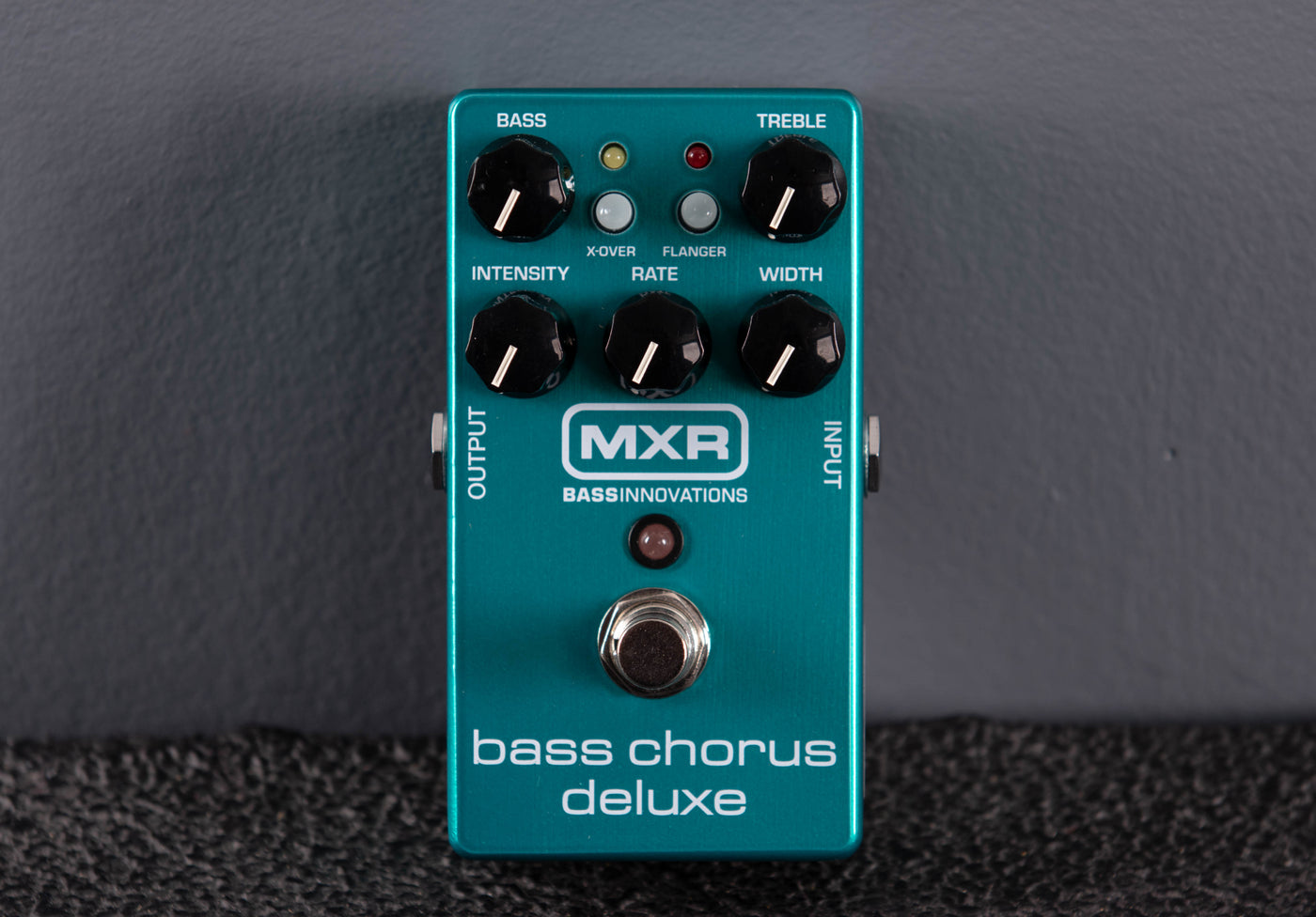 M83 Bass Chorus Deluxe