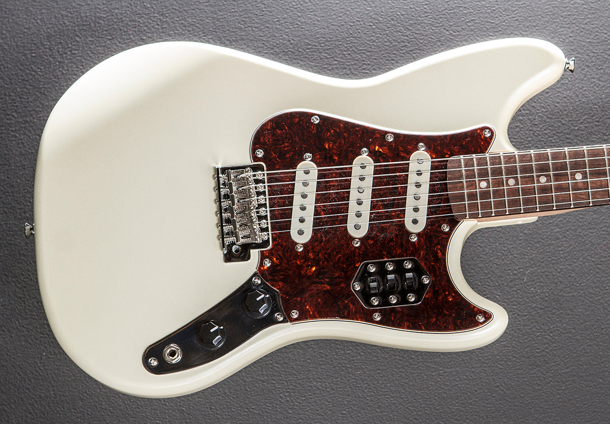 Paranormal Cyclone - Pearl White