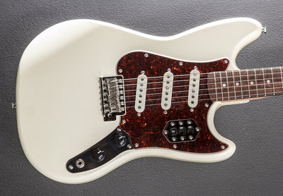 Paranormal Cyclone - Pearl White