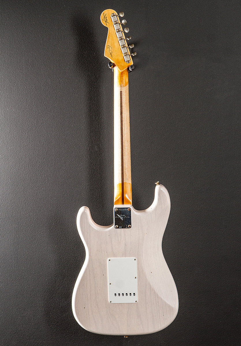 Eric Clapton Signature Journeyman Relic Stratocaster - Aged White