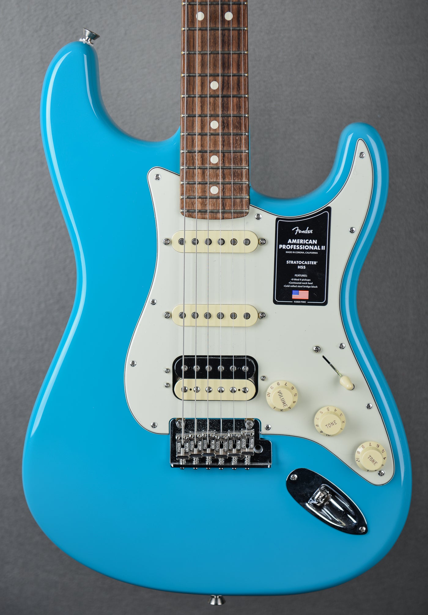 American Professional II Stratocaster HSS - Miami Blue w/Rosewood