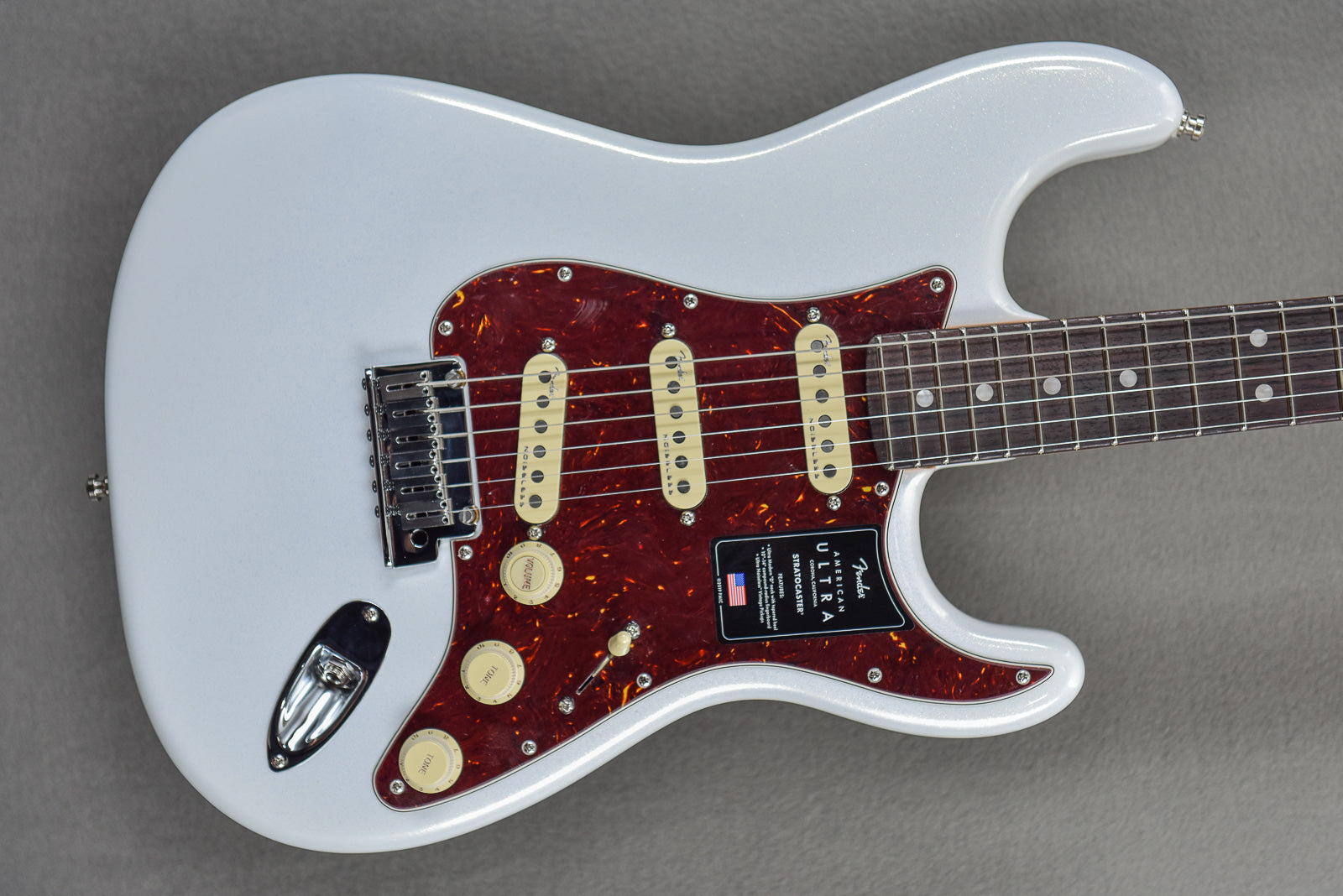 American Ultra Stratocaster Arctic Pearl w Rosewood Dave s Guitar Shop