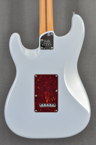 American Ultra Stratocaster - Arctic Pearl w/ Rosewood