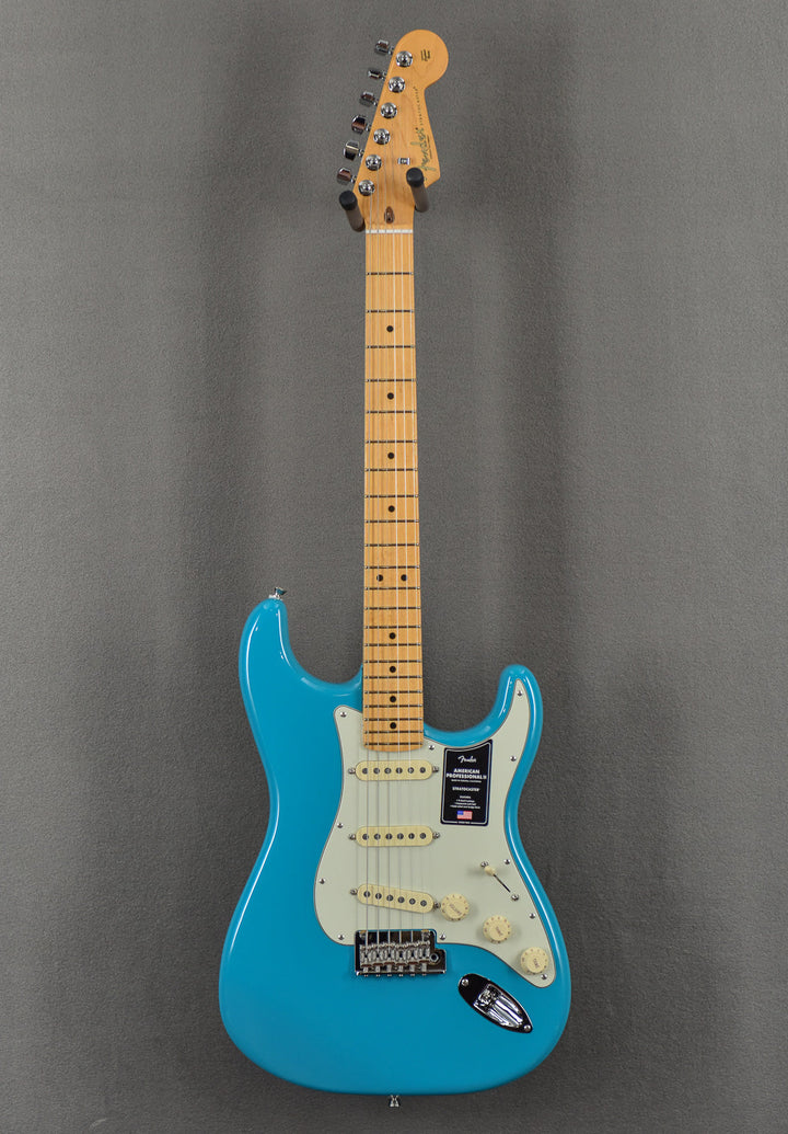 American Professional II Stratocaster – Miami Blue w/Maple