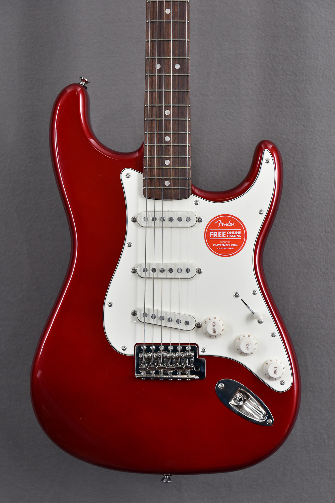 Classic Vibe 60's Stratocaster - Candy Apple Red