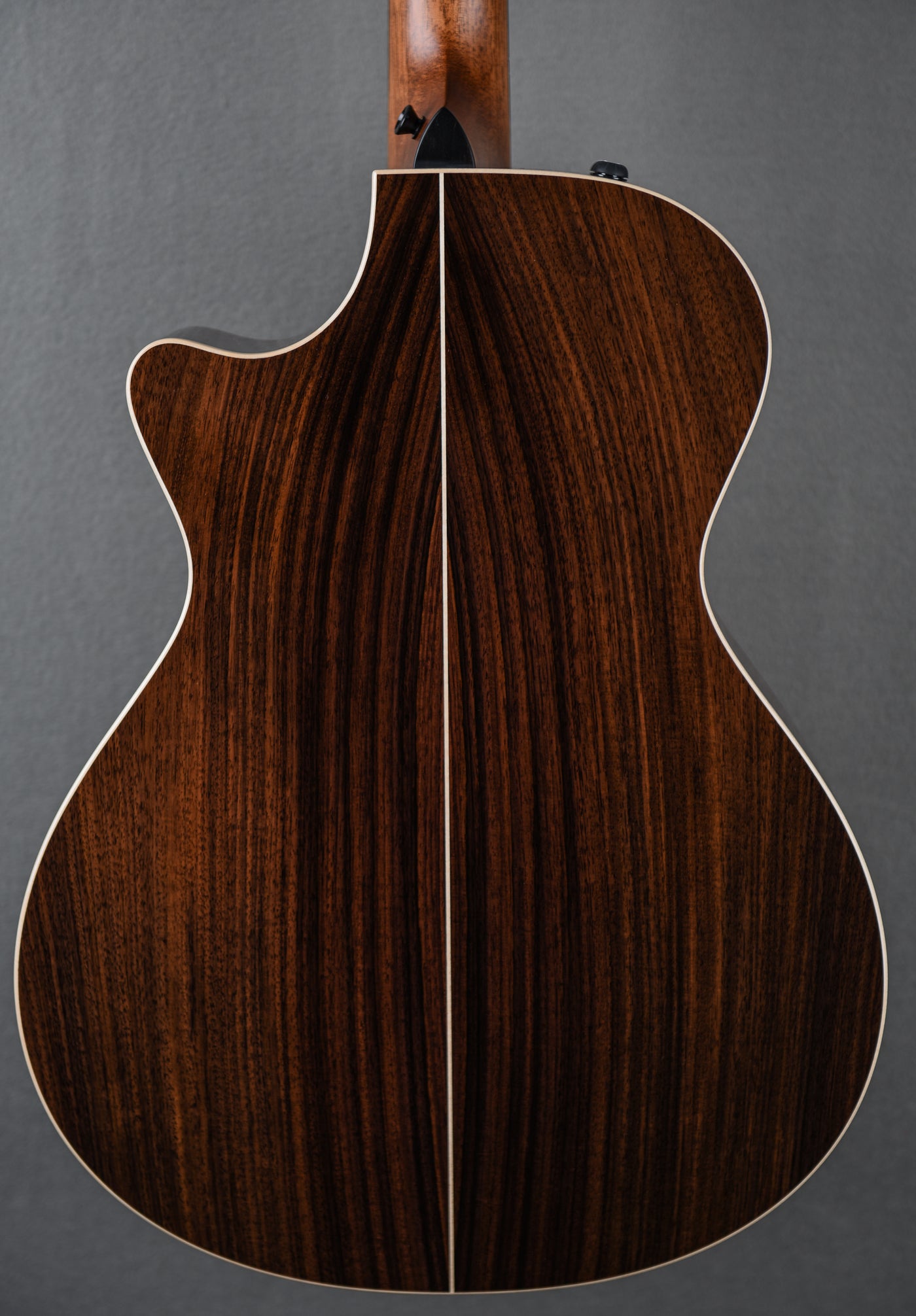 812CE - Tobacco Sunburst