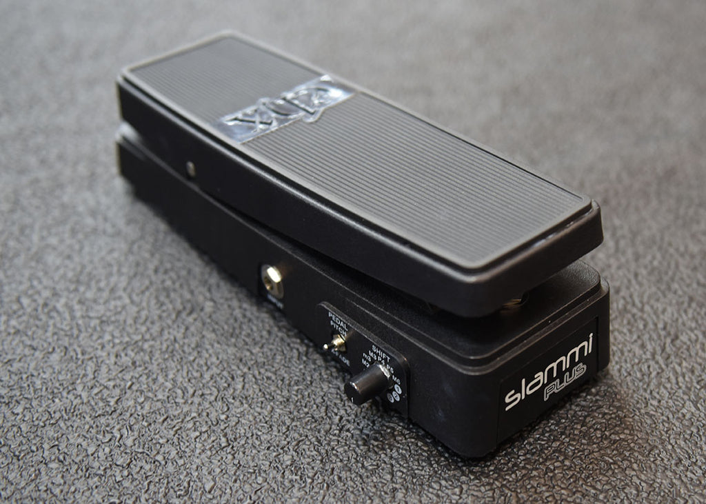 Slammi Plus Pitch Shifter | SLAMMI PLUS | Electro-Harmonix