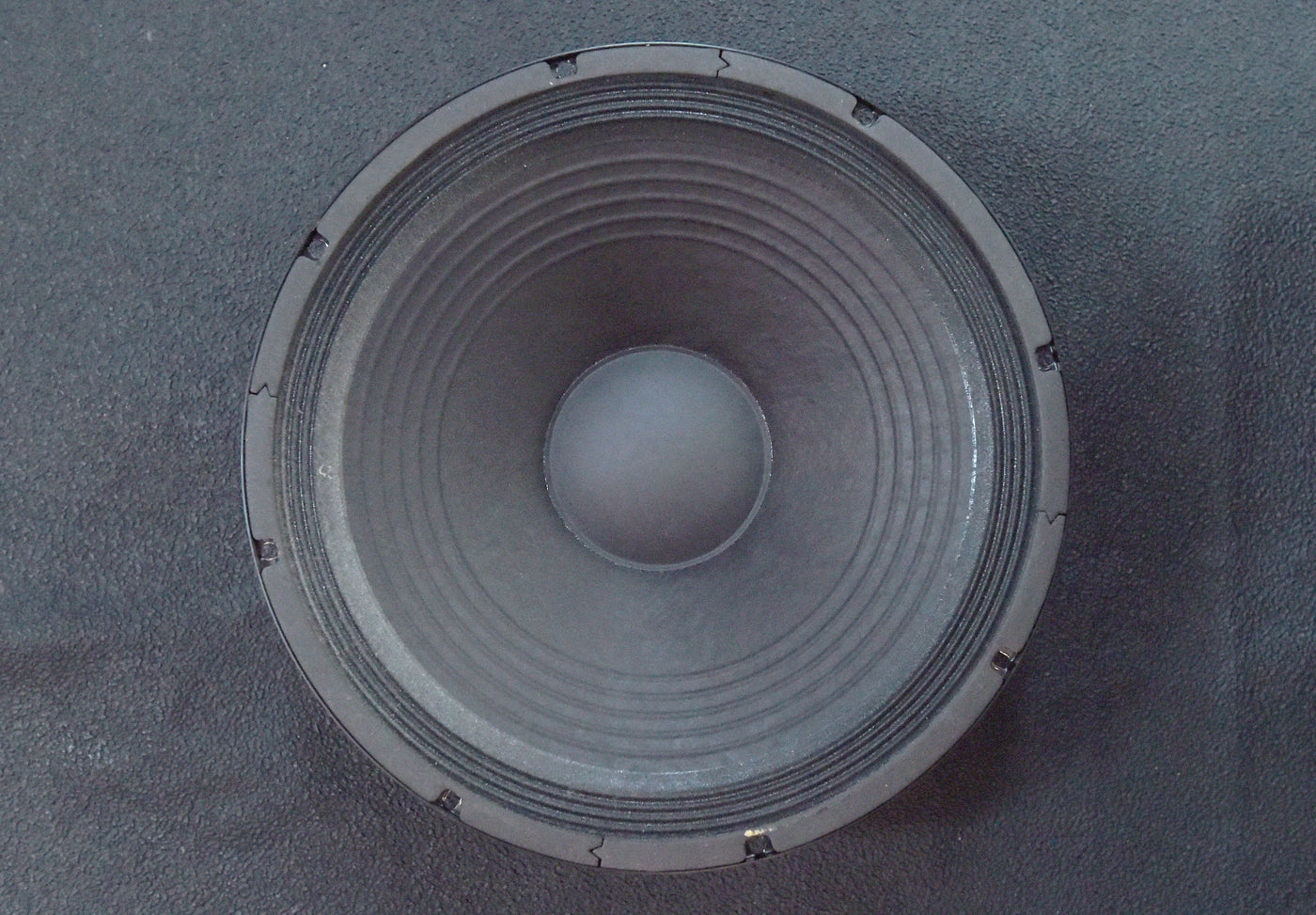 15" 4 OHM Speaker