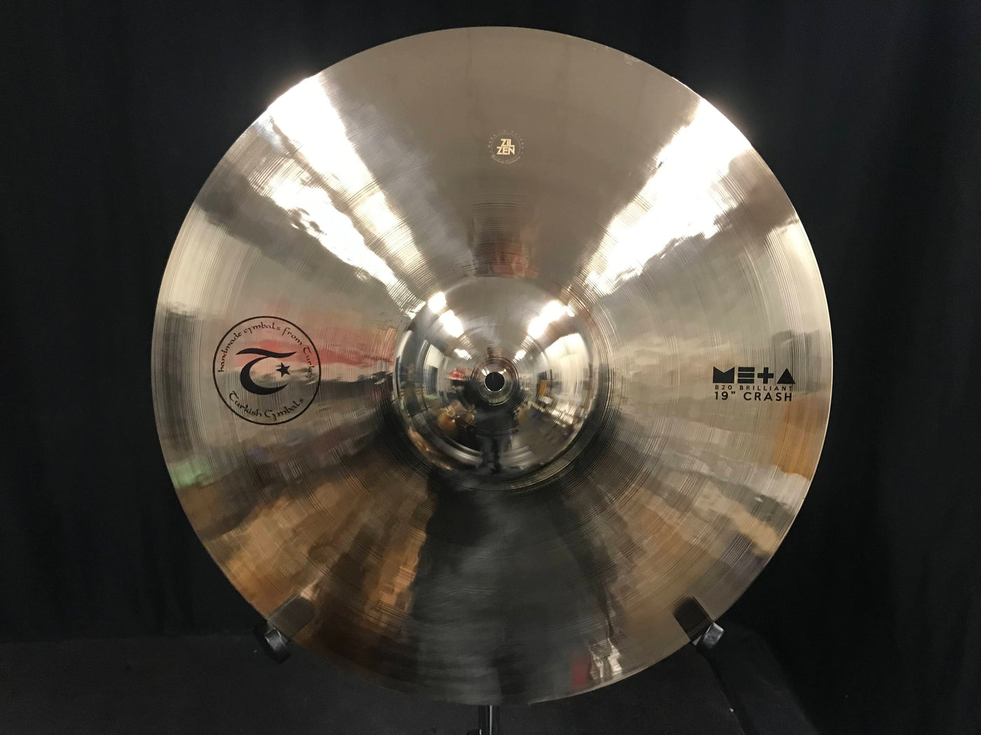 19 Inch Meta Brilliant Crash
