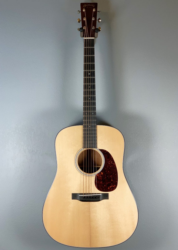D-18 Authentic 1939
