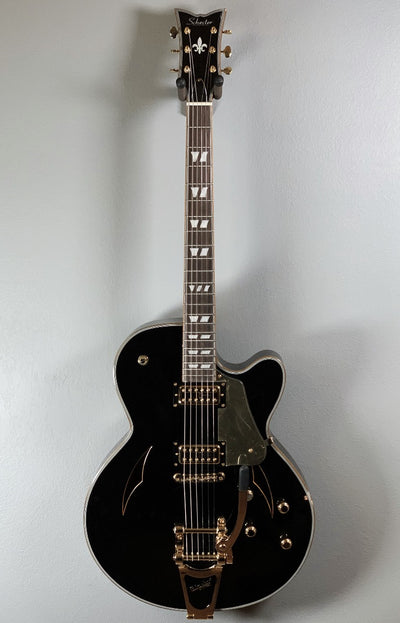 Coupe - Gloss Black