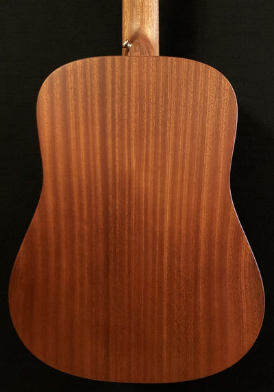 DJr-10E – Sitka Spruce-Natural