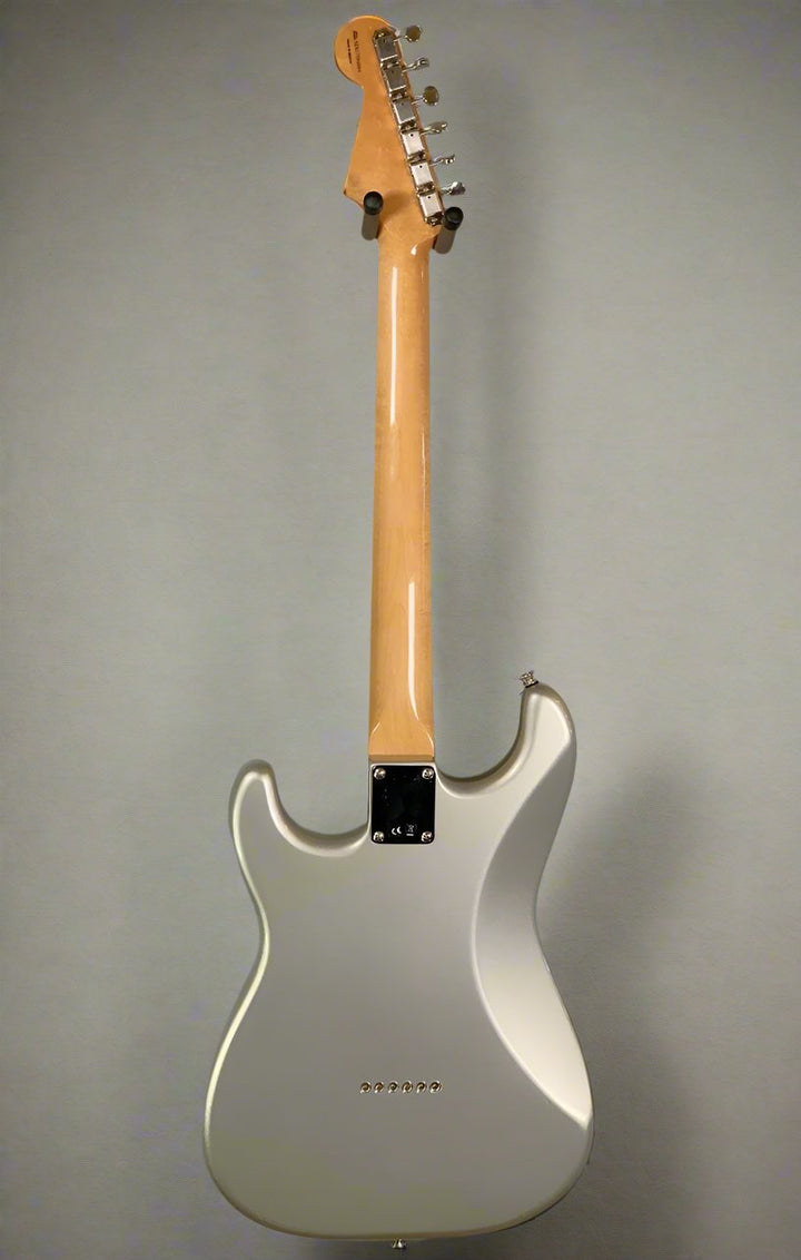 ROBERT CRAY STRATOCASTER-Inca Silver