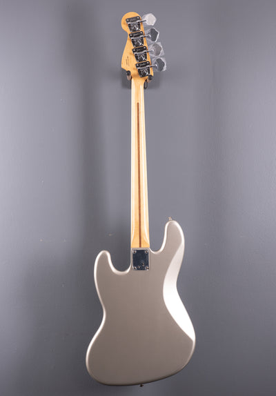 Vintera 70's Jazz Bass - Inca Silver