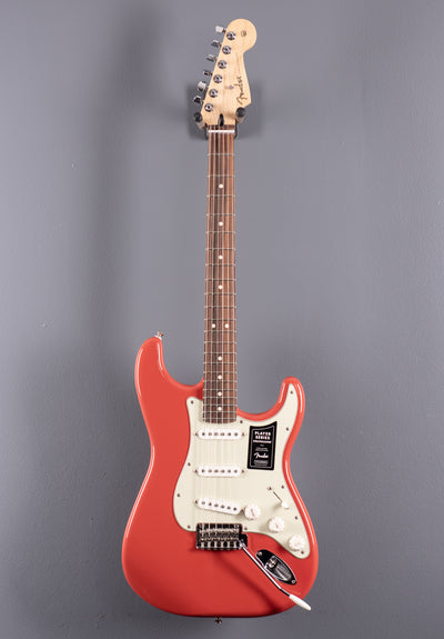 Limited Edition Player Stratocaster - Fiesta Red