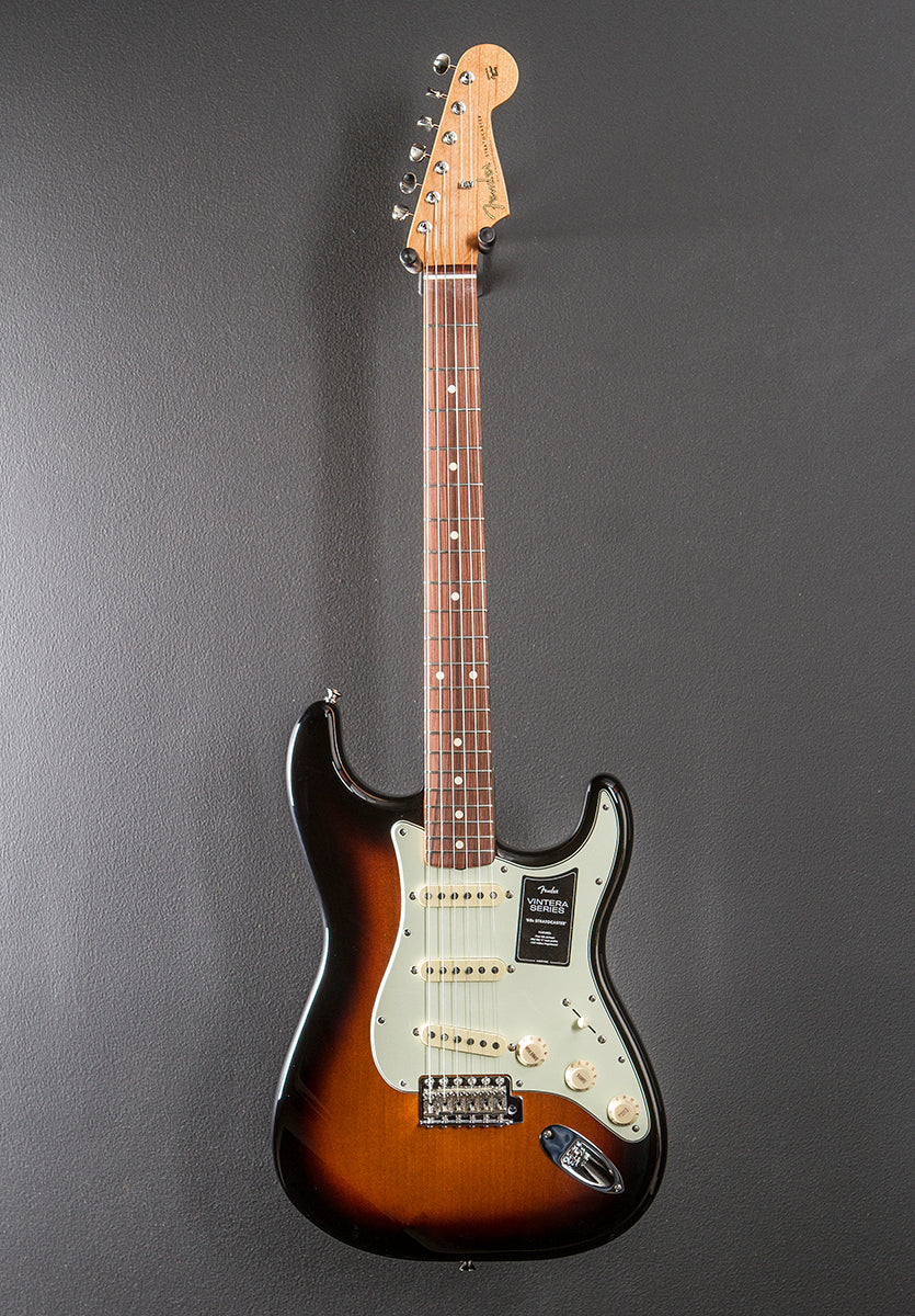 Vintera 60’s Stratocaster – 3 Color Sunburst