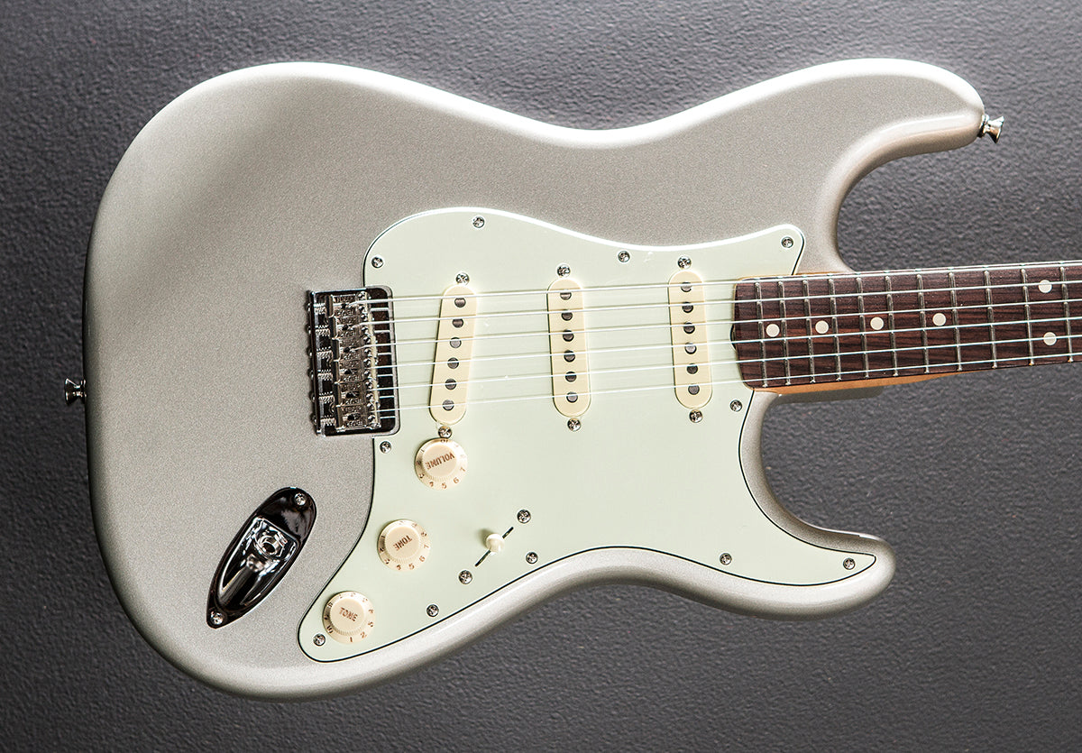 Robert Cray Stratocaster - Inca Silver