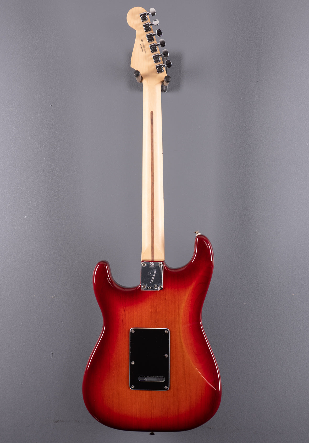Player Stratocaster Plus Top - Aged Cherry Burst