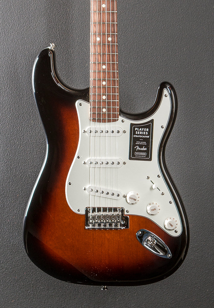 Player Stratocaster - 3 Color Sunburst w/Pau Ferro