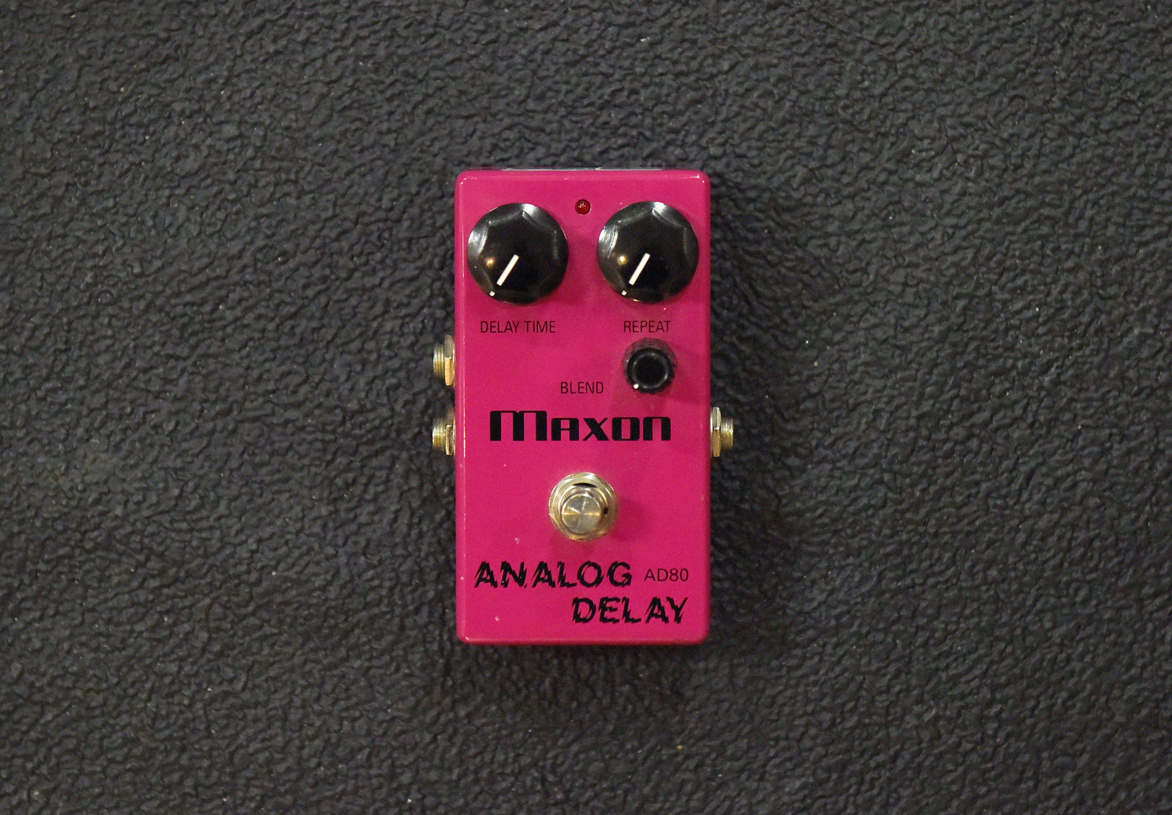 Maxon AD-80