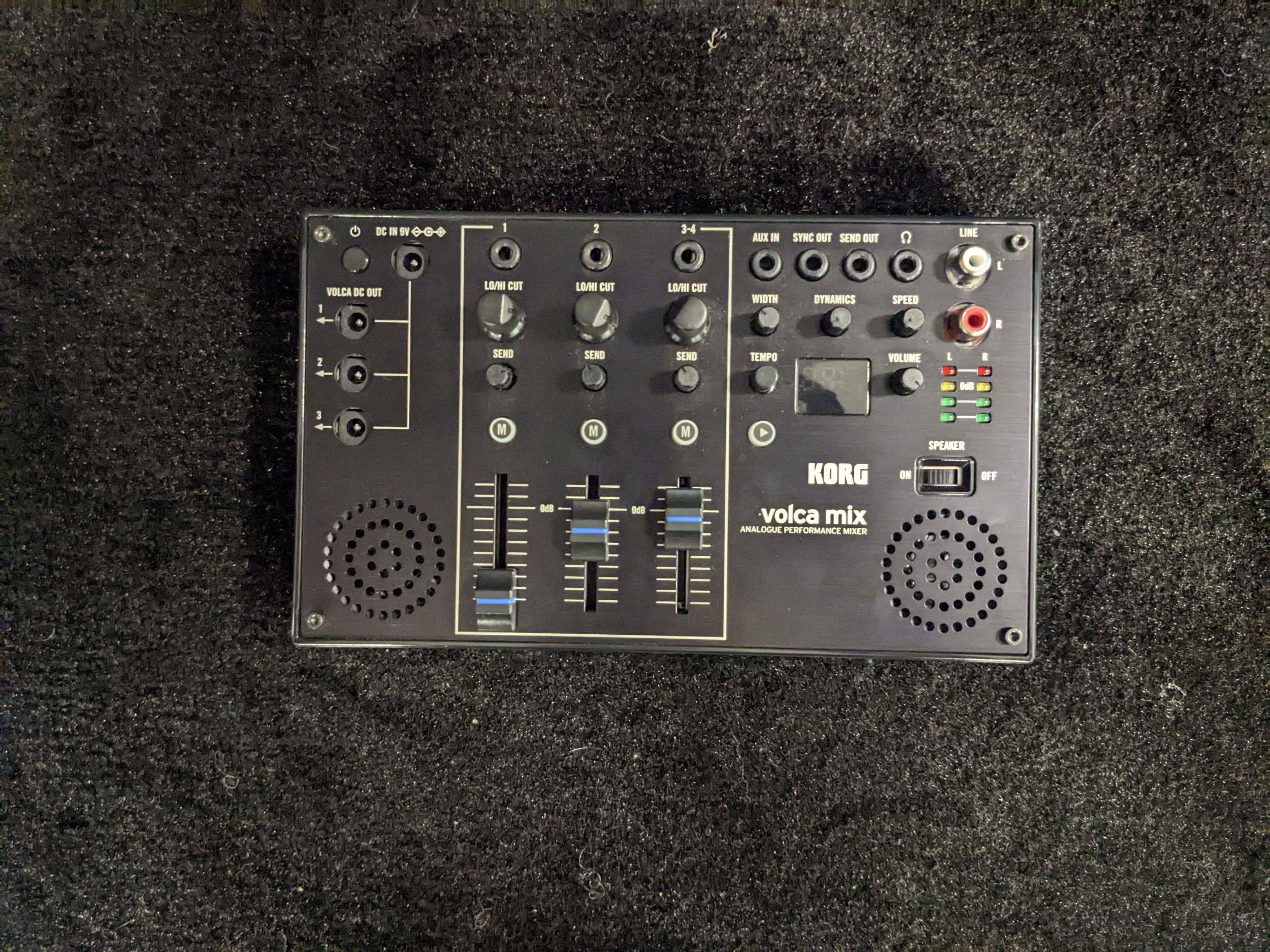 Floor Demo Volca Mix 4-Channel Analog Performance Mixer – Dave's