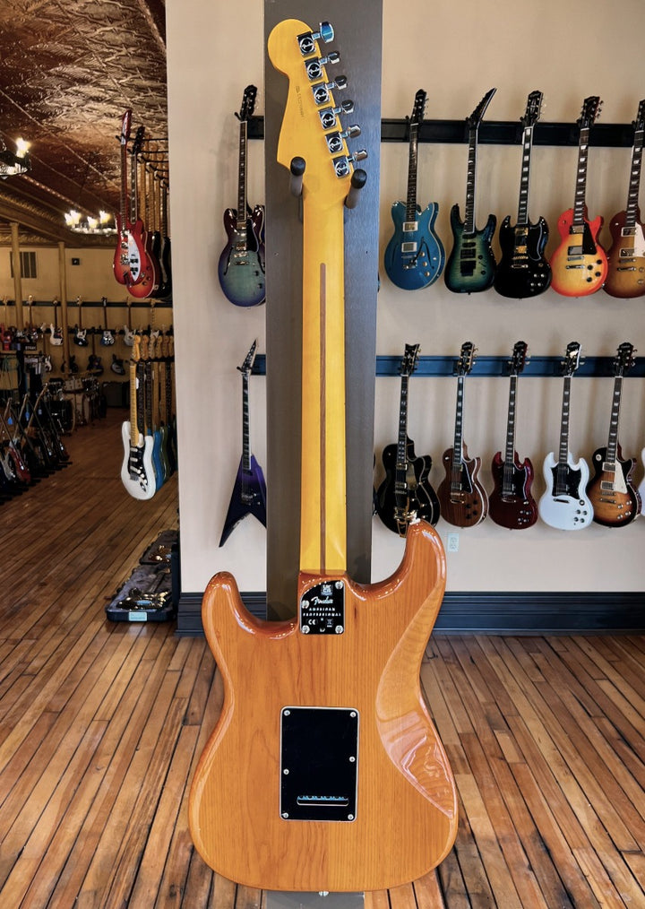 AMERICAN PROFESSIONAL II STRATOCASTER® HSS