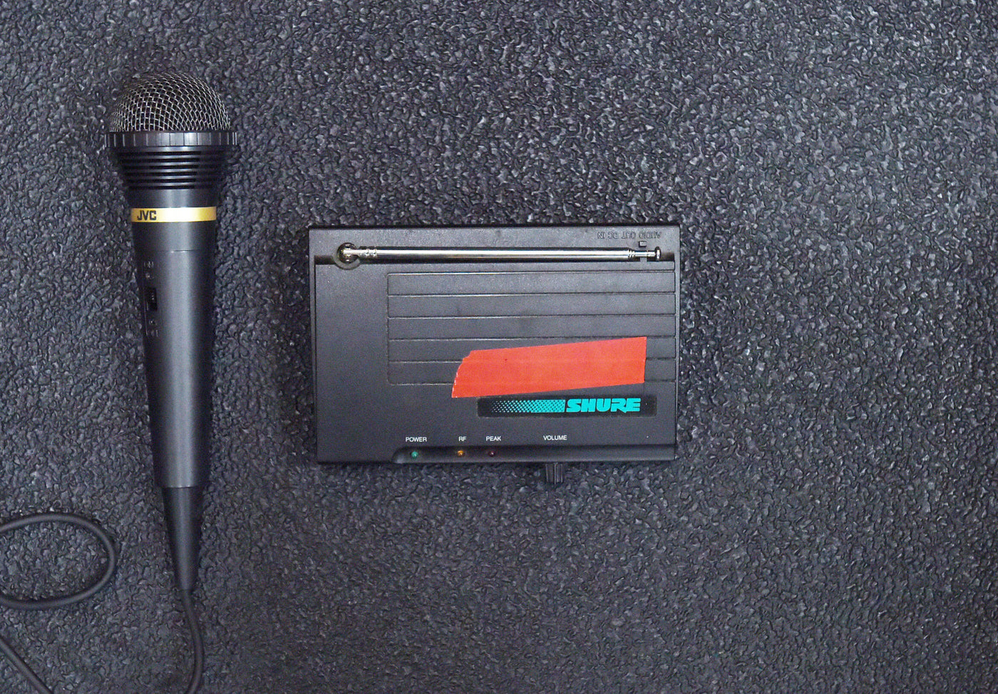 T3 Wireless Receiver Mic and JVC MV-29 Mic