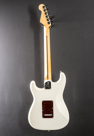 American Professional II Stratocaster – Olympic White w/Maple