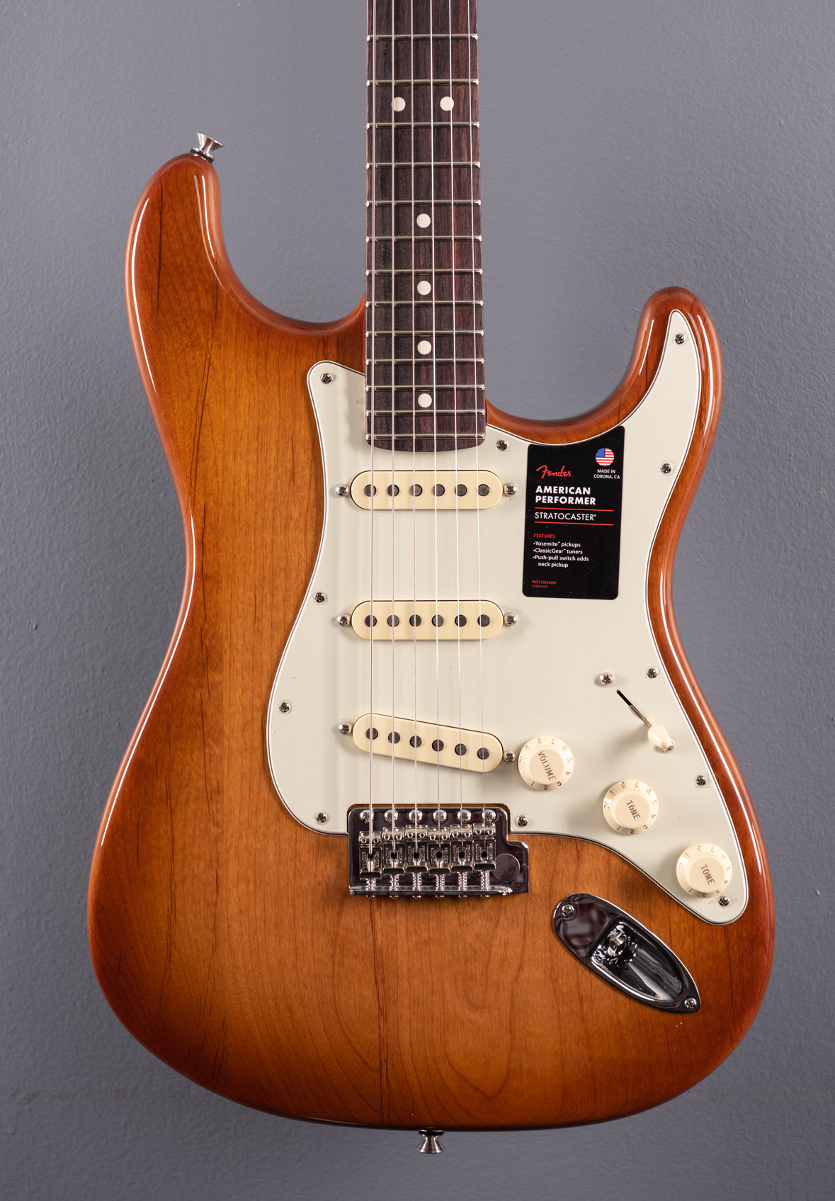 American Performer Stratocaster - Honeyburst