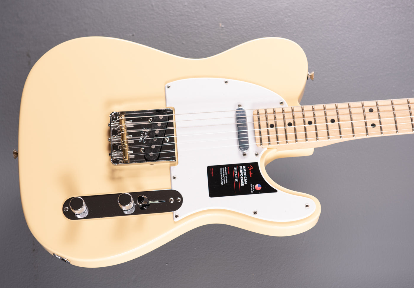 American Performer Telecaster – Vintage White w/Maple