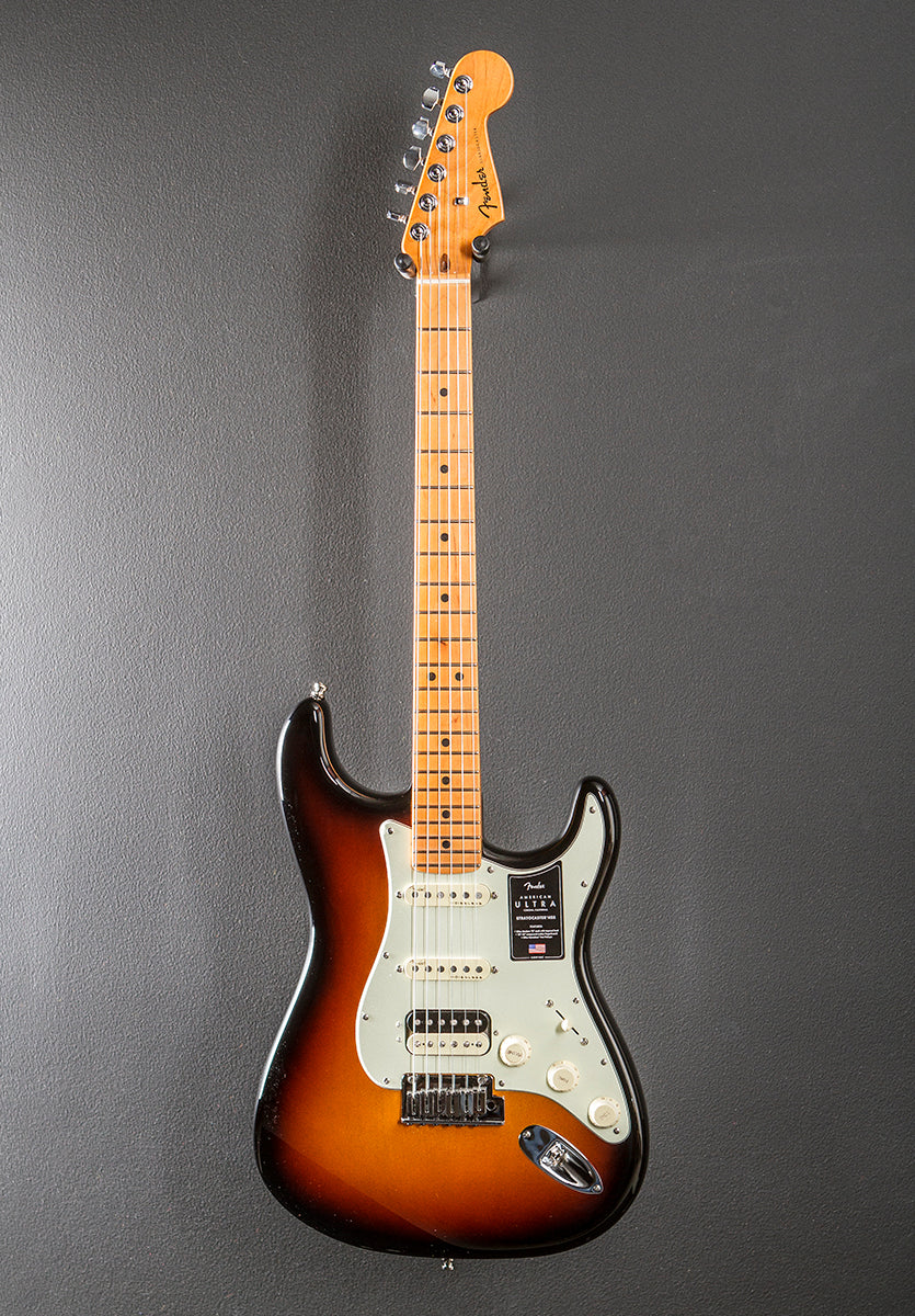 American Ultra Stratocaster HSS – Ultraburst w/Maple