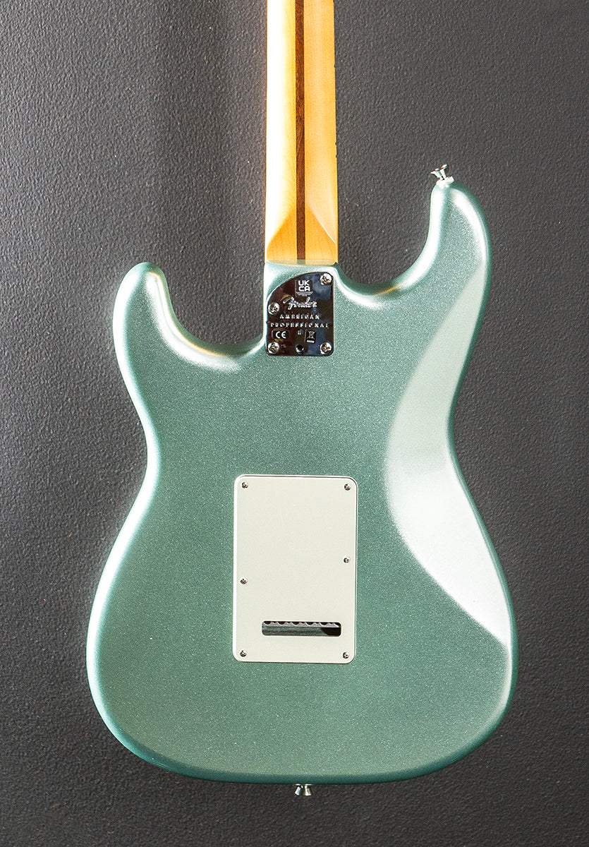 American Professional II Stratocaster HSS - Mystic Surf Green w/Maple