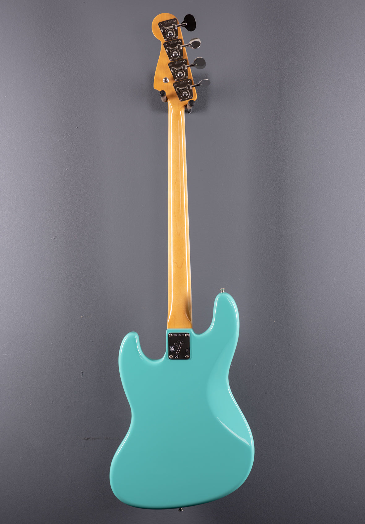 American Vintage II 1966 Jazz Bass - Sea Foam Green – Dave's